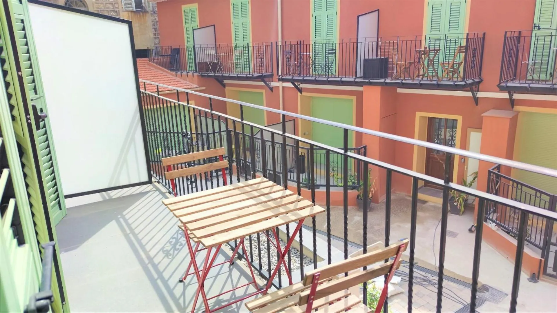 Apartment Centre Ville Delille 19 Nice France